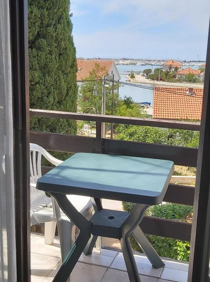 Apartmani Svitlana Sukošan Exteriér fotografie