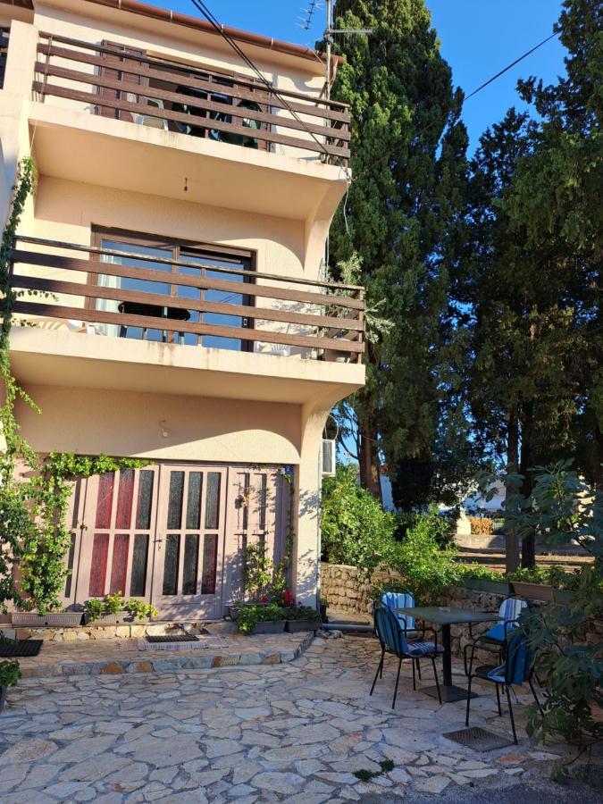 Apartmani Svitlana Sukošan Exteriér fotografie